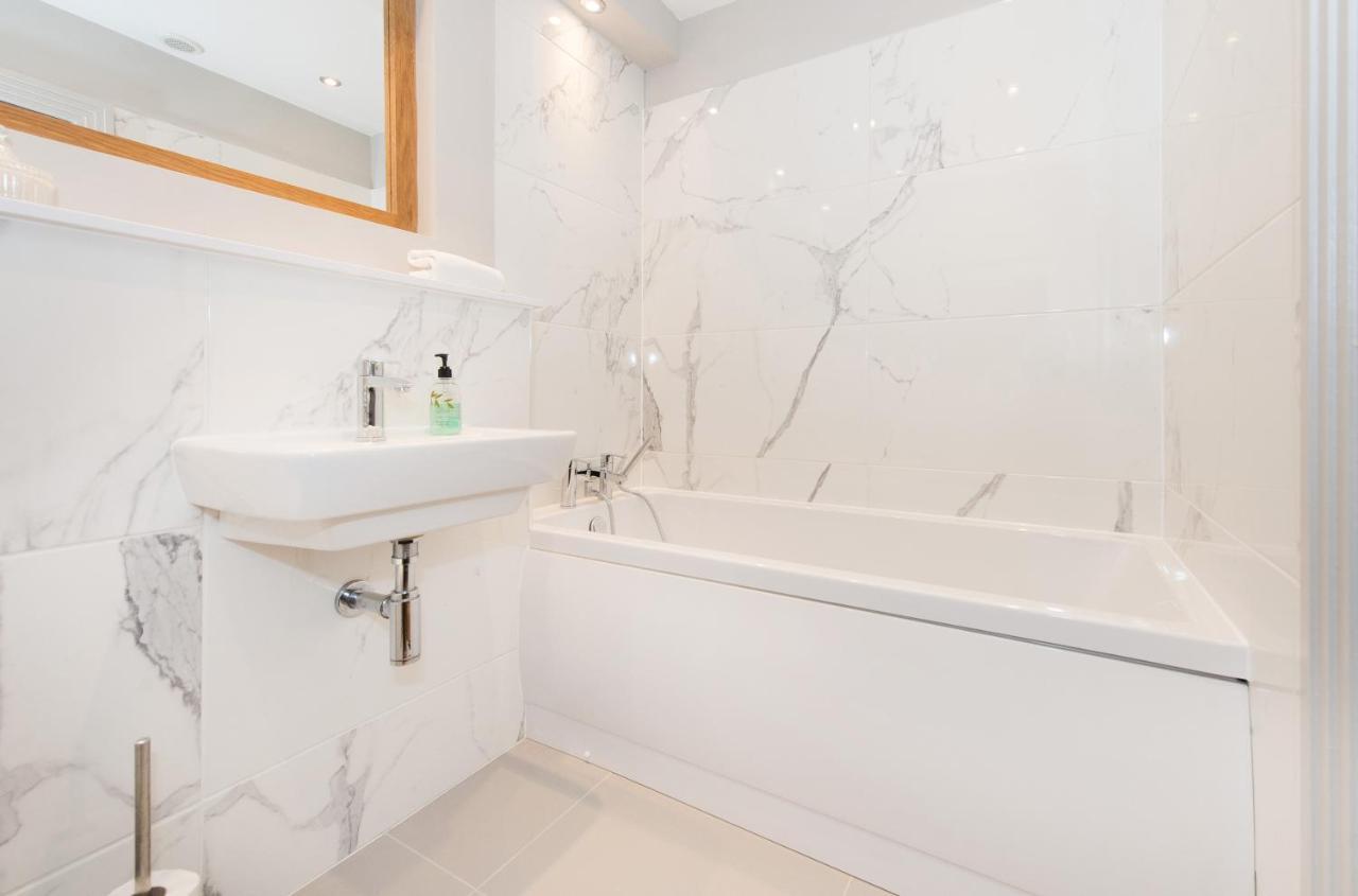 Harrogate Serviced Apartments Екстериор снимка